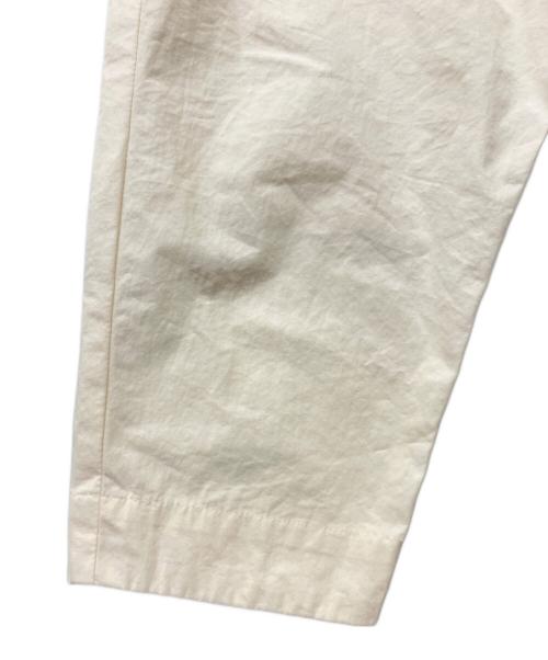 yoli（ヨリ）Yoli (ヨリ) コットンテーパードパンツ ベージュ サイズ:1の古着・服飾アイテム