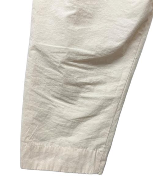 yoli（ヨリ）Yoli (ヨリ) コットンテーパードパンツ ベージュ サイズ:1の古着・服飾アイテム