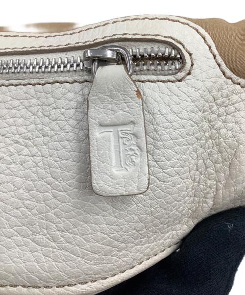 TOD'S（トッズ）TOD'S (トッズ) トートバッグ アイボリーの古着・服飾アイテム