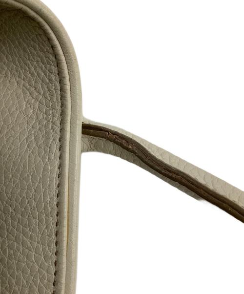TOD'S（トッズ）TOD'S (トッズ) トートバッグ アイボリーの古着・服飾アイテム