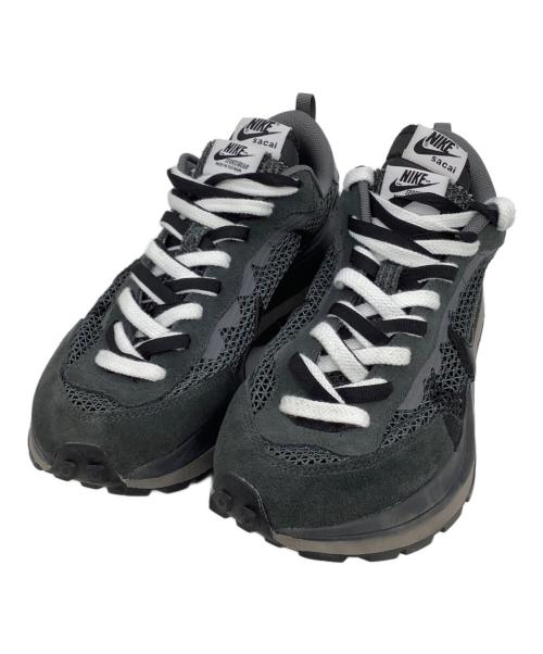 NIKE（ナイキ）NIKE (ナイキ) sacai (サカイ) VaporWaffle full black fait surface グレー サイズ:27cmの古着・服飾アイテム