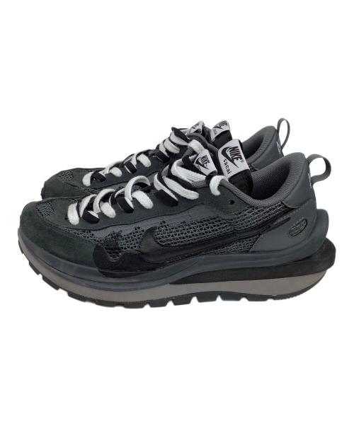 NIKE（ナイキ）NIKE (ナイキ) sacai (サカイ) VaporWaffle full black fait surface グレー サイズ:27cmの古着・服飾アイテム