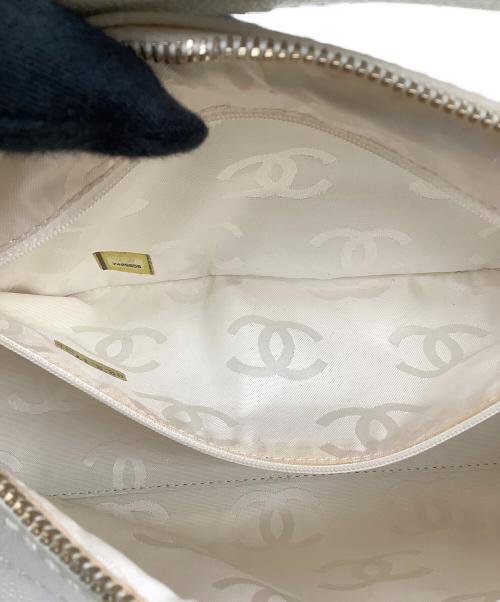 CHANEL（シャネル）CHANEL (シャネル) ショートストラップワンショルダーバッグ ホワイトの古着・服飾アイテム
