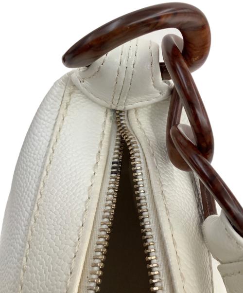 CHANEL（シャネル）CHANEL (シャネル) ショートストラップワンショルダーバッグ ホワイトの古着・服飾アイテム