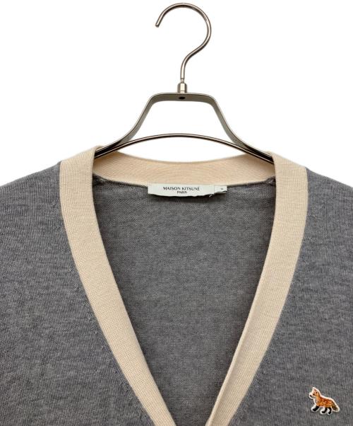 maison kitsune（メゾンキツネ）MAISON KITSUNE (メゾンキツネ) 薄手カーディガン グレー サイズ:Mの古着・服飾アイテム