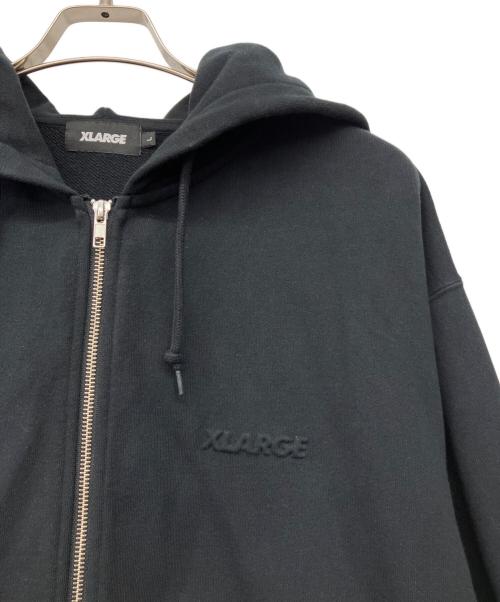 X-LARGE（エクストララージ）X-LARGE (エクストララージ) ENBOSSED OG BOX ZIP UP HOODED SWEATSHIRT ブラック サイズ:Lの古着・服飾アイテム