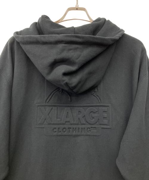 X-LARGE（エクストララージ）X-LARGE (エクストララージ) ENBOSSED OG BOX ZIP UP HOODED SWEATSHIRT ブラック サイズ:Lの古着・服飾アイテム