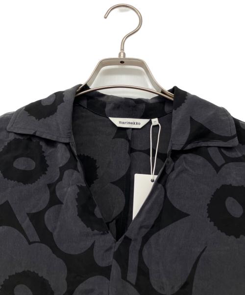 marimekko（マリメッコ）marimekko (マリメッコ) MAISOL UNIKKO DRESS MEKKO CLASSIC UNIKKO CUPRO グレー サイズ:34 未使用品の古着・服飾アイテム