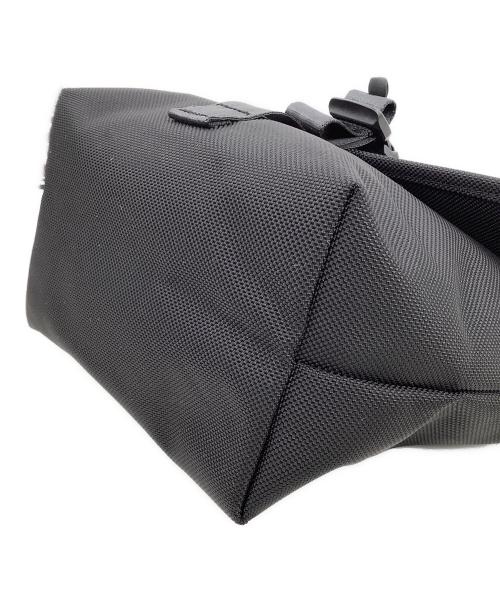 Manhattan Portage BLACK LABEL（マンハッタンポーテージ ブラックレーベル）Manhattan Portage BLACK LABEL (マンハッタンポーテージ ブラックレーベル) Nylon Messenger Bag XS Flap Zipper Pocket ブラック 未使用品の古着・服飾アイテム