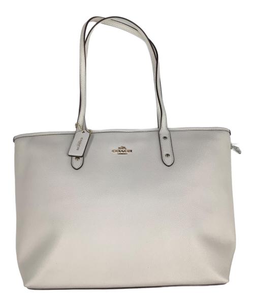 COACH（コーチ）COACH (コーチ) CRSGR CITY ZIP TOT アイボリーの古着・服飾アイテム