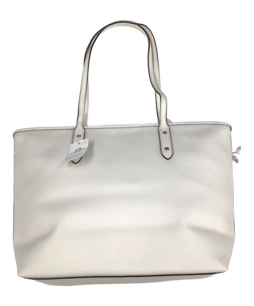 COACH（コーチ）COACH (コーチ) CRSGR CITY ZIP TOT アイボリーの古着・服飾アイテム