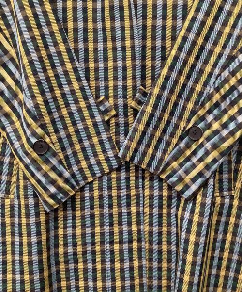 FRED PERRY（フレッドペリー）FRED PERRY (フレッドペリー) コート グリーン×イエロー サイズ:M Lの古着・服飾アイテム