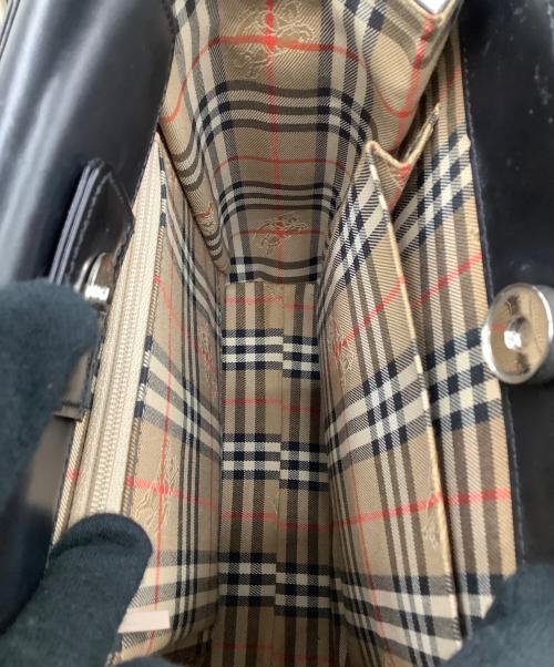 BURBERRY（バーバリー）BURBERRY (バーバリー) ワンショルダーバッグ ブラックの古着・服飾アイテム
