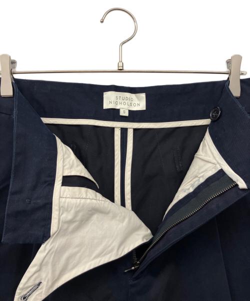 STUDIO NICHOLSON（スタジオ ニコルソン）STUDIO NICHOLSON (スタジオ ニコルソン) パンツ ネイビー サイズ:Sの古着・服飾アイテム