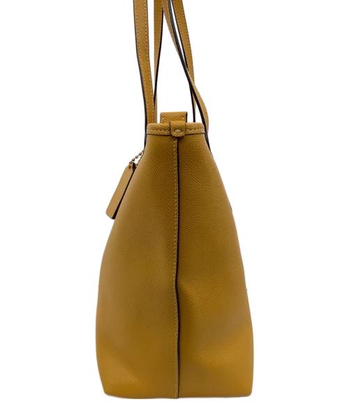 COACH（コーチ）COACH (コーチ) クロスグレーン レザー シティ ジップ トート イエローの古着・服飾アイテム