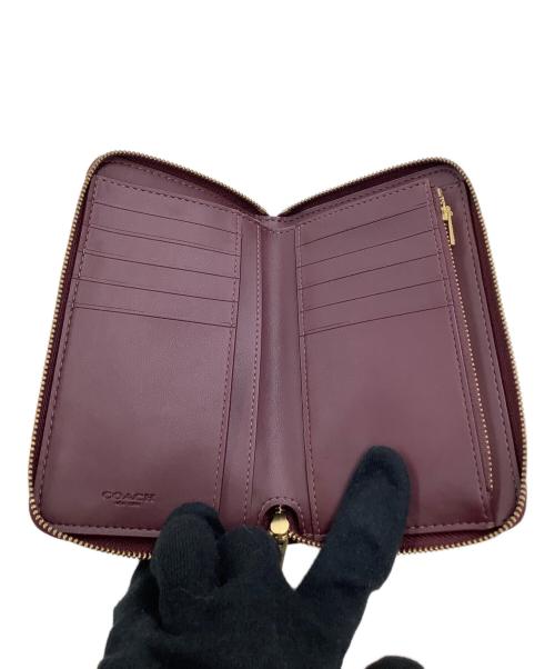 COACH（コーチ）COACH (コーチ) エッセンシャル ミディアム ジップ アラウンド ウォレット ボルドーの古着・服飾アイテム