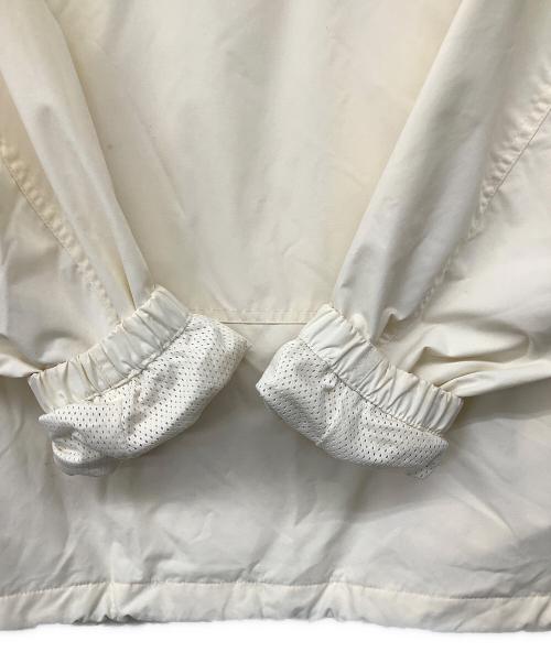 Carhartt WIP（カーハート ワーク イン プログレス）CARHARTT WIP (カーハート ワーク イン プログレス) ウインドブレーカープルオーバー アイボリー サイズ:Lの古着・服飾アイテム