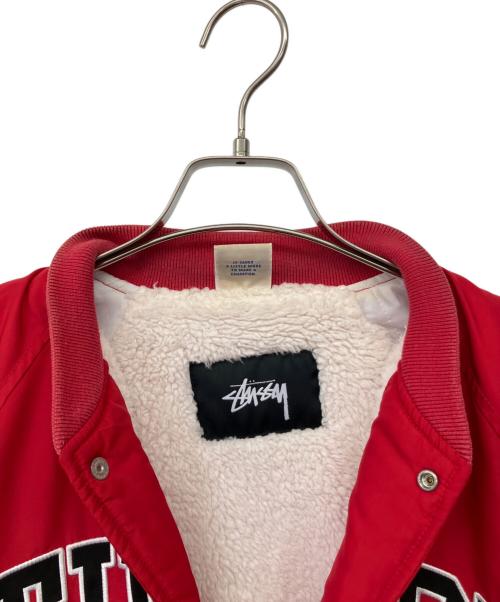 Champion（チャンピオン）Champion (チャンピオン) stussy (ステューシー) 裏ボアアワードジャケット レッド サイズ:Sの古着・服飾アイテム