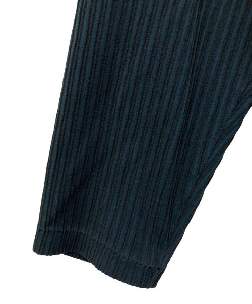 ISSEY MIYAKE MEN（イッセイミヤケメン）ISSEY MIYAKE MEN (イッセイミヤケメン) 長袖カットソー グリーン サイズ:3の古着・服飾アイテム