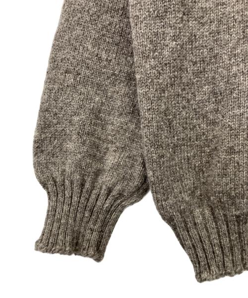Jamieson’s Knitwear（ジャミーソンズニットウェア）Jamieson’s Knitwear (ジャミーソンズニットウェア) クルーネックニット グレー サイズ:Mの古着・服飾アイテム