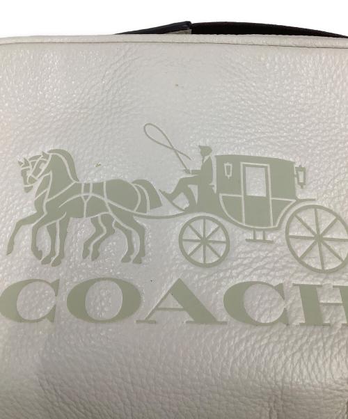 COACH（コーチ）COACH (コーチ) クロスボディーバッグ ベージュの古着・服飾アイテム