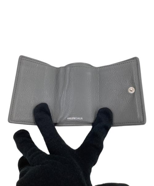 BALENCIAGA（バレンシアガ）BALENCIAGA (バレンシアガ) ペーパーミニ コンパクトウォレット グレーの古着・服飾アイテム