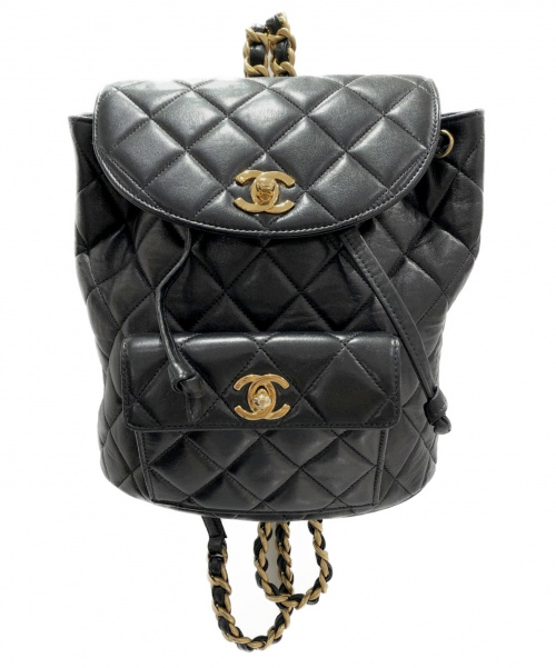 CHANEL（シャネル）CHANEL (シャネル) リュック ブラック×ゴールド サイズ:-の古着・服飾アイテム