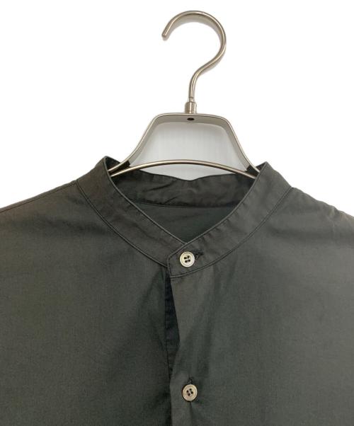INVERT（インバート）INVERT (インバート) シャツ オリーブ サイズ:Mの古着・服飾アイテム