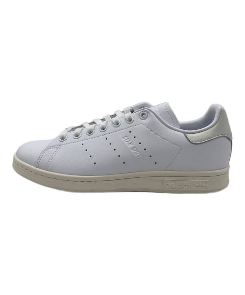 adidas（アディダス）adidas (アディダス) スニーカー ホワイト サイズ:25の古着・服飾アイテム