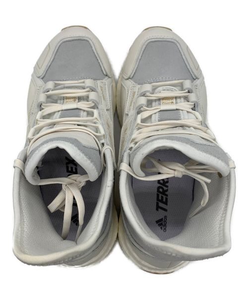 adidas（アディダス）adidas (アディダス) ハイカットスニーカー ベージュ サイズ:24の古着・服飾アイテム