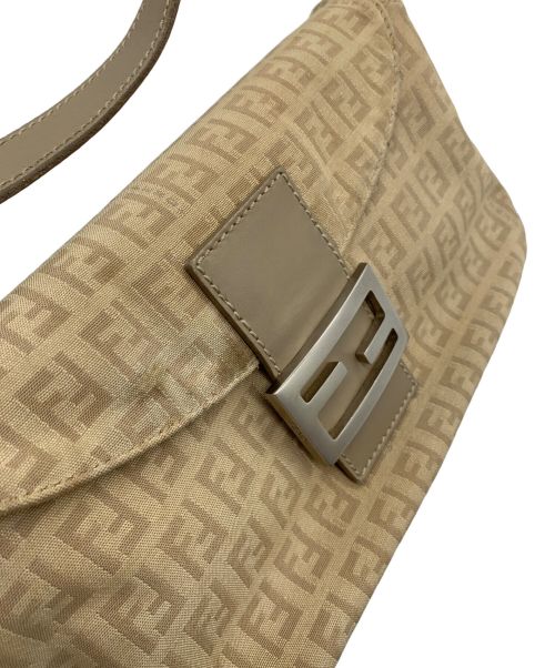 FENDI（フェンディ）FENDI (フェンディ) ハンドバッグ ベージュの古着・服飾アイテム