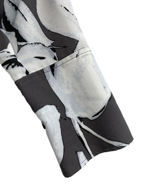 Adam et Rope（アダム エ ロペ）Adam et Rope (アダム エ ロペ) シャツワンピース ホワイト×グレー サイズ:Freeの古着・服飾アイテム