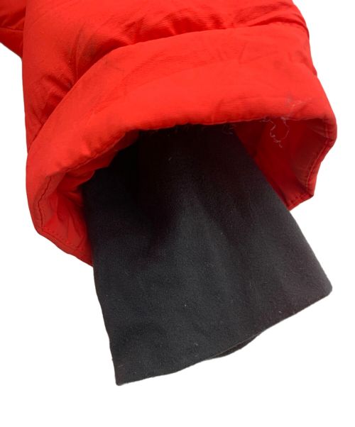 Aritzia（アリツィア）Aritzia (アリツィア) ダウンジャケット レッド サイズ:XLの古着・服飾アイテム