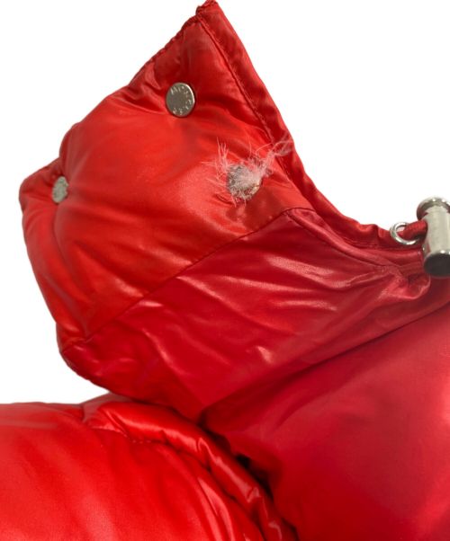 MONCLER（モンクレール）MONCLER (モンクレール) VALENTINO (ヴァレンティノ) ダウンジャケット レッド サイズ:46の古着・服飾アイテム