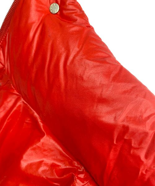 MONCLER（モンクレール）MONCLER (モンクレール) VALENTINO (ヴァレンティノ) ダウンジャケット レッド サイズ:46の古着・服飾アイテム
