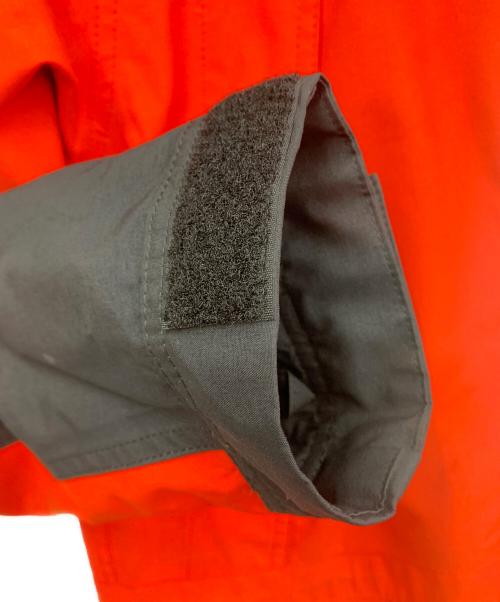 THE NORTH FACE（ザ ノース フェイス）THE NORTH FACE (ザ ノース フェイス) マウンテンライトジャケット レッド×ブラック サイズ:Sの古着・服飾アイテム