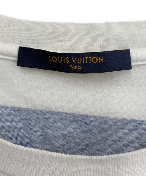 LOUIS VUITTON（ルイ ヴィトン）LOUIS VUITTON (ルイ ヴィトン) グラフィックロゴTシャツ ホワイト×ブルー サイズ:Sの古着・服飾アイテム