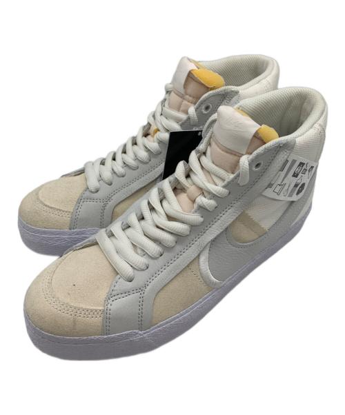 NIKE SB（ナイキエスビー）NIKE SB (ナイキエスビー) ブレイザーミッド ホワイト×ベージュ サイズ:26の古着・服飾アイテム