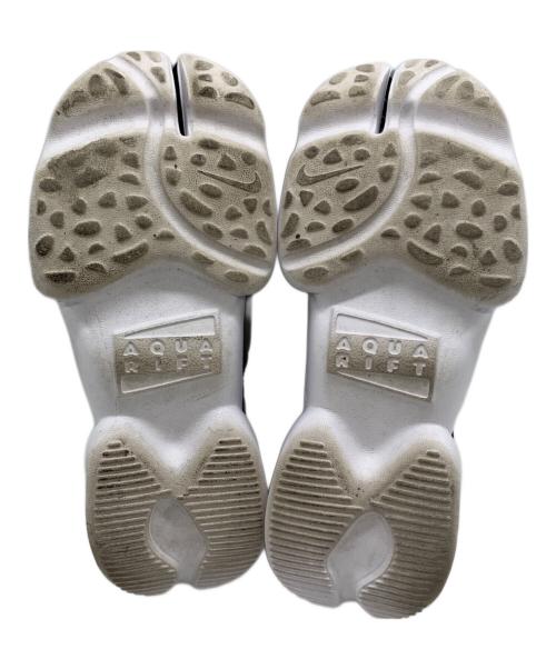 NIKE（ナイキ）NIKE (ナイキ) AQUA RIFT サンダル ブラック×カーキ サイズ:23の古着・服飾アイテム