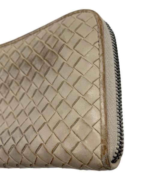 BOTTEGA VENETA（ボッテガベネタ）BOTTEGA VENETA (ボッテガベネタ) 長財布 ベージュの古着・服飾アイテム