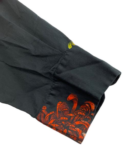 DSQUARED2（ディースクエアード）DSQUARED2 (ディースクエアード) デザインシャツ ブラック×レッド×グリーン サイズ:46の古着・服飾アイテム