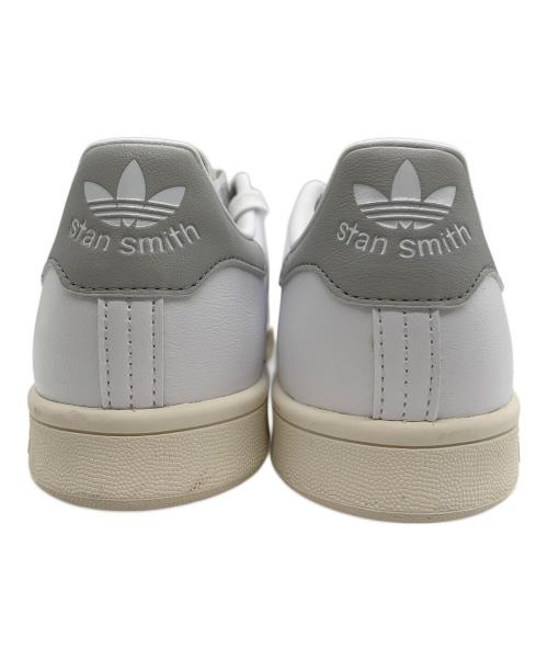 adidas（アディダス）adidas (アディダス) スニーカー ホワイト×グレー サイズ:23.5の古着・服飾アイテム