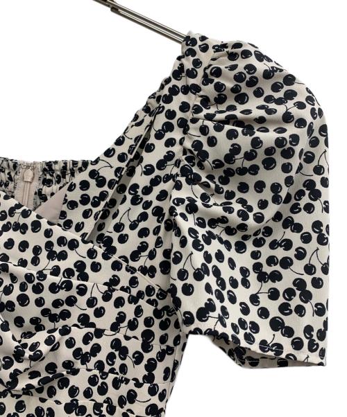 HER LIP TO（ハーリップトゥ）HER LIP TO (ハーリップトゥ) 半袖ワンピース ベージュ サイズ:Sの古着・服飾アイテム