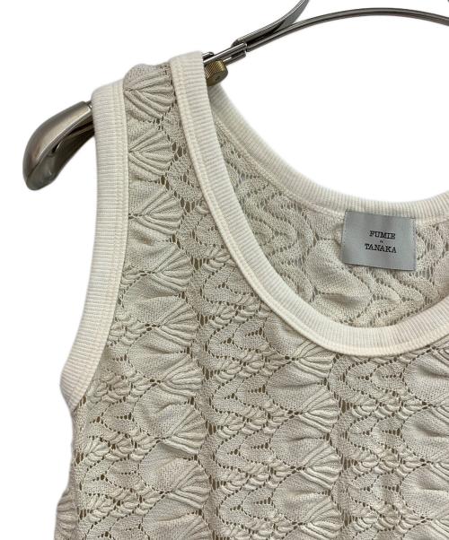 FUMIE=TANAKA（フミエタナカ）FUMIE=TANAKA (フミエタナカ) ノースリーブカットソー ベージュ サイズ:SIZE2の古着・服飾アイテム