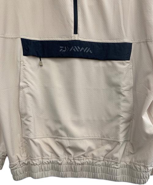 DAIWA（ダイワ）DAIWA (ダイワ) プルオーバーナイロンジャケット ベージュ サイズ:Mの古着・服飾アイテム