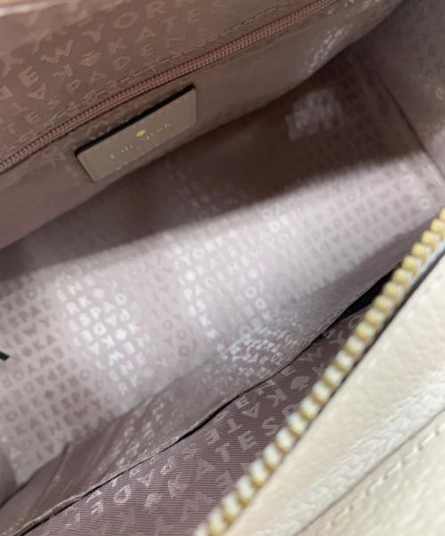 Kate Spade（ケイトスペード）Kate Spade (ケイトスペード) 2WAYショルダーバッグ アイボリーの古着・服飾アイテム