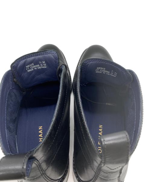 COLE HAAN（コールハーン）COLE HAAN (コールハーン) チャッカーブーツ ブラック サイズ:7Mの古着・服飾アイテム