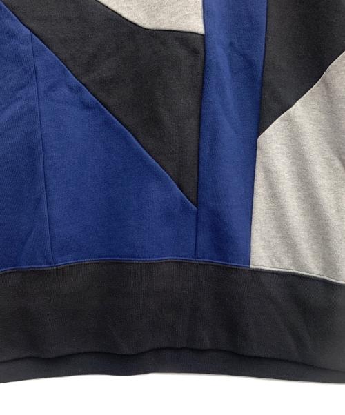 Champion（チャンピオン）Champion (チャンピオン) ANREALAGE (アンリアレイジ) クルーネックスウェット ブラック×ブルー サイズ:Mの古着・服飾アイテム