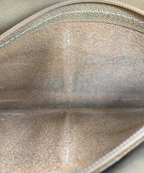 IL BISONTE（イル ビゾンテ）IL BISONTE (イル ビゾンテ) ロングウォレット ゴールドの古着・服飾アイテム