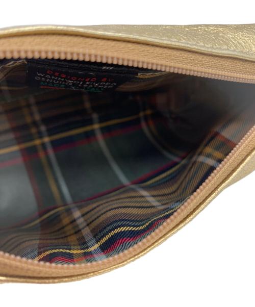 IL BISONTE（イル ビゾンテ）IL BISONTE (イル ビゾンテ) コスメポーチ ゴールドの古着・服飾アイテム